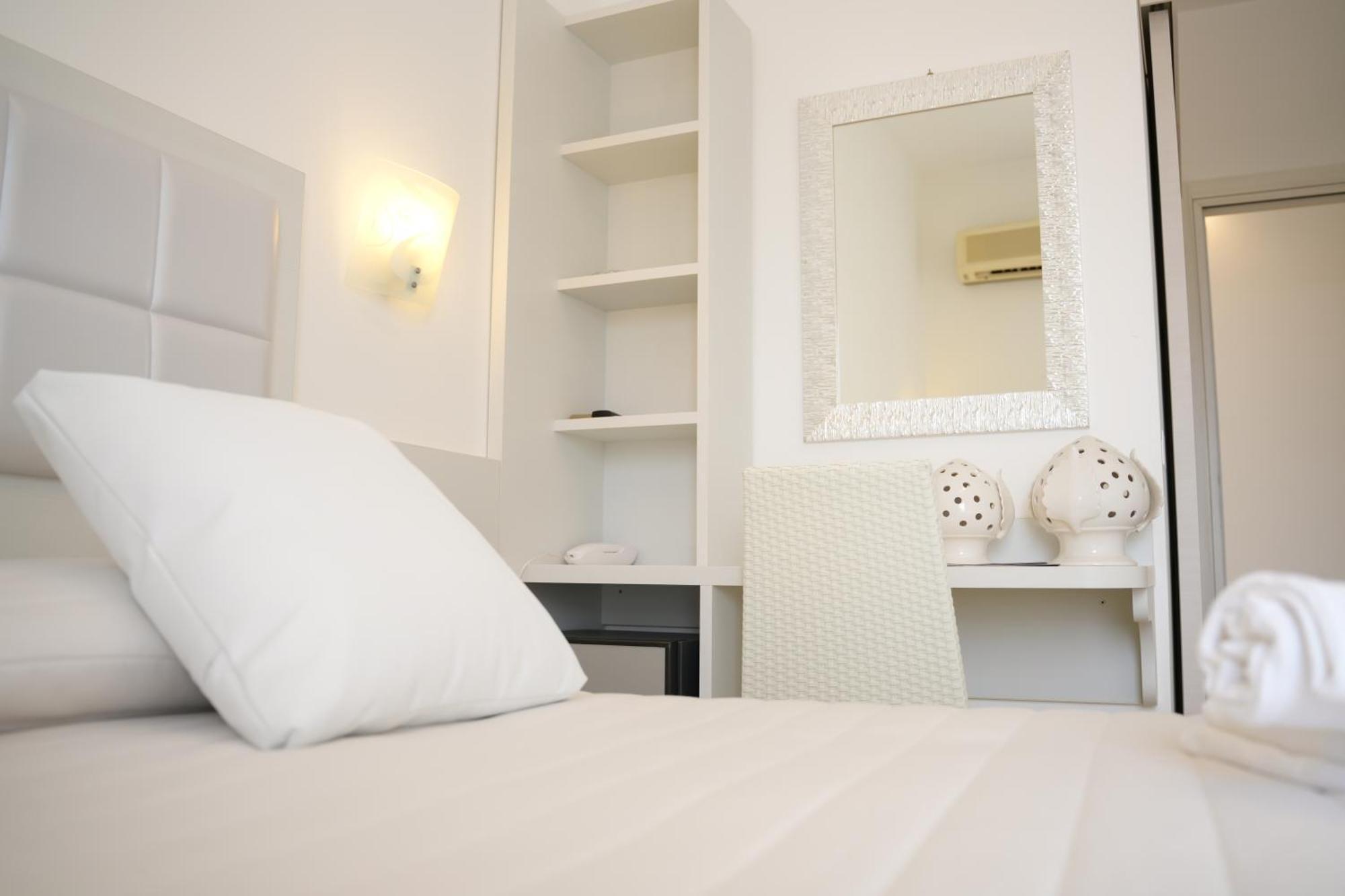 Hotel Sirena - Servizio Spiaggia Inclusive Peschici Zewnętrze zdjęcie